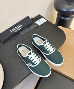 Prada 26ss Early Spring New Simple Classic Canvas Casual Shoe SeriesBased On Classic Canvas Sho bscwu80e