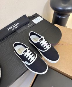 Prada 26ss Early Spring New Simple Classic Canvas Casual Shoe SeriesBased On Classic Canvas Sho vo8f8c1p