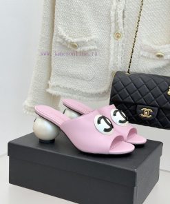 Chanel | Chanel's Classic Giant Pearl HeelDouble C Diamond Grid SlippersPerfect Integration Of eph8oprc